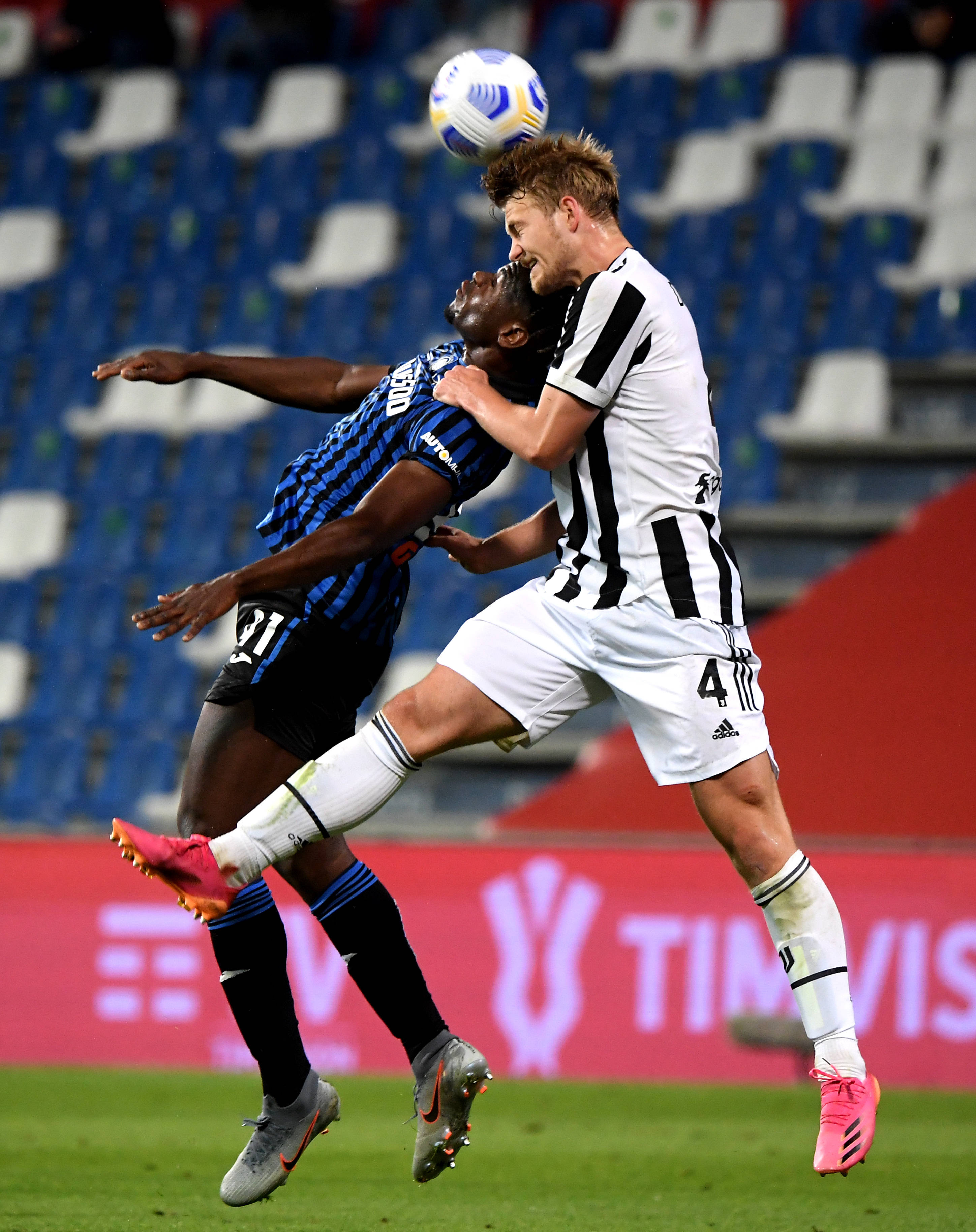 风云突变圣安东尼奥马刺冲刺阶段调整名单,意大利杯版图或变,气氛紧张,年轻球员得到机会的简单介绍 风云突变圣安东尼奥马刺冲刺阶段调整名单,意大利杯版图或变,气氛紧张,年轻球员得到机会的简单介绍