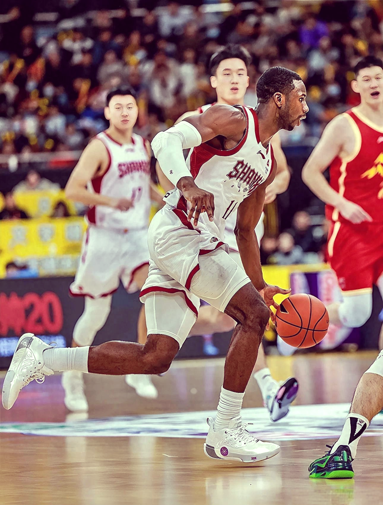 关于转折点！广厦男篮门线救险；国王杯国际比赛日攻防权衡；管理层满意；高层口径保持一致的信息